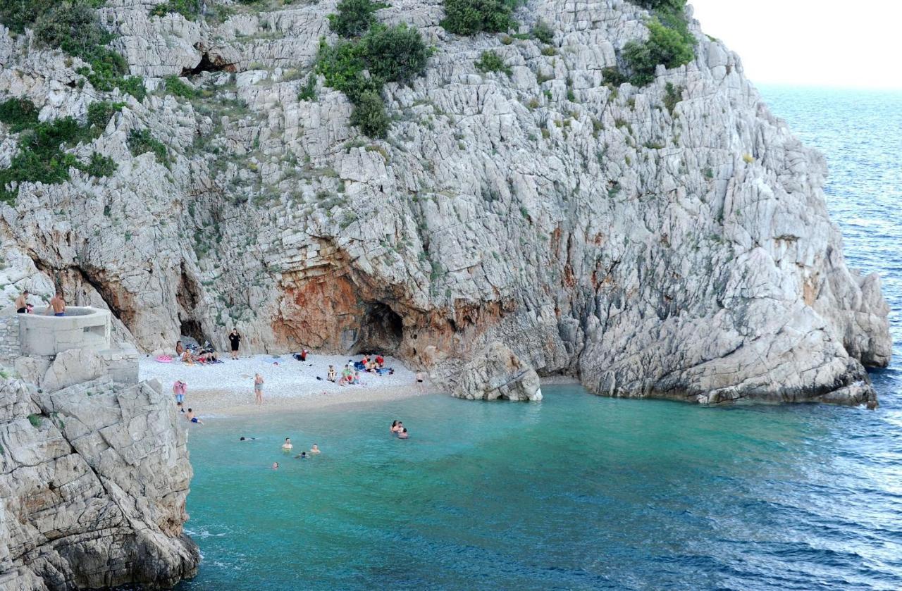 Sea * Galižana